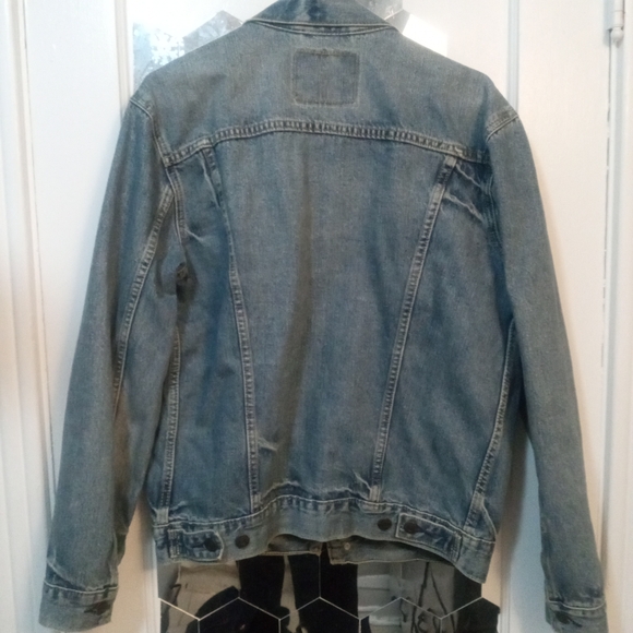 Levi's Men's Classic Blue Denim Jacket - Picture 3 of 4